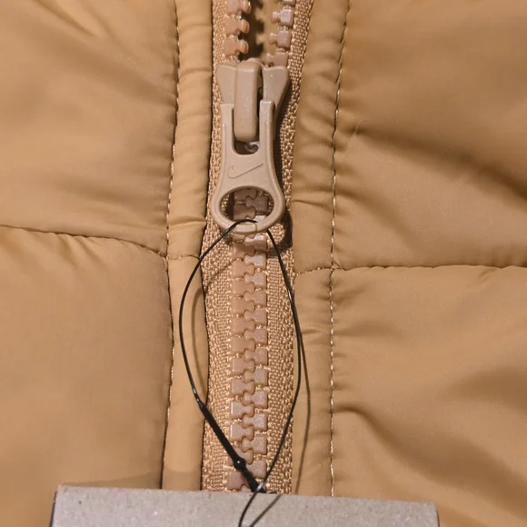 Nike Sportswear Therma-FIT Puffer Hooded Jacket Women’s S Brown Loose Fit NWT - Picture 4 of 9